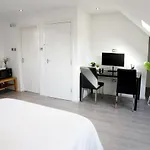 32Gc Dreams Unlimited - Heathrow Studio Flat W Free On-Street Parking