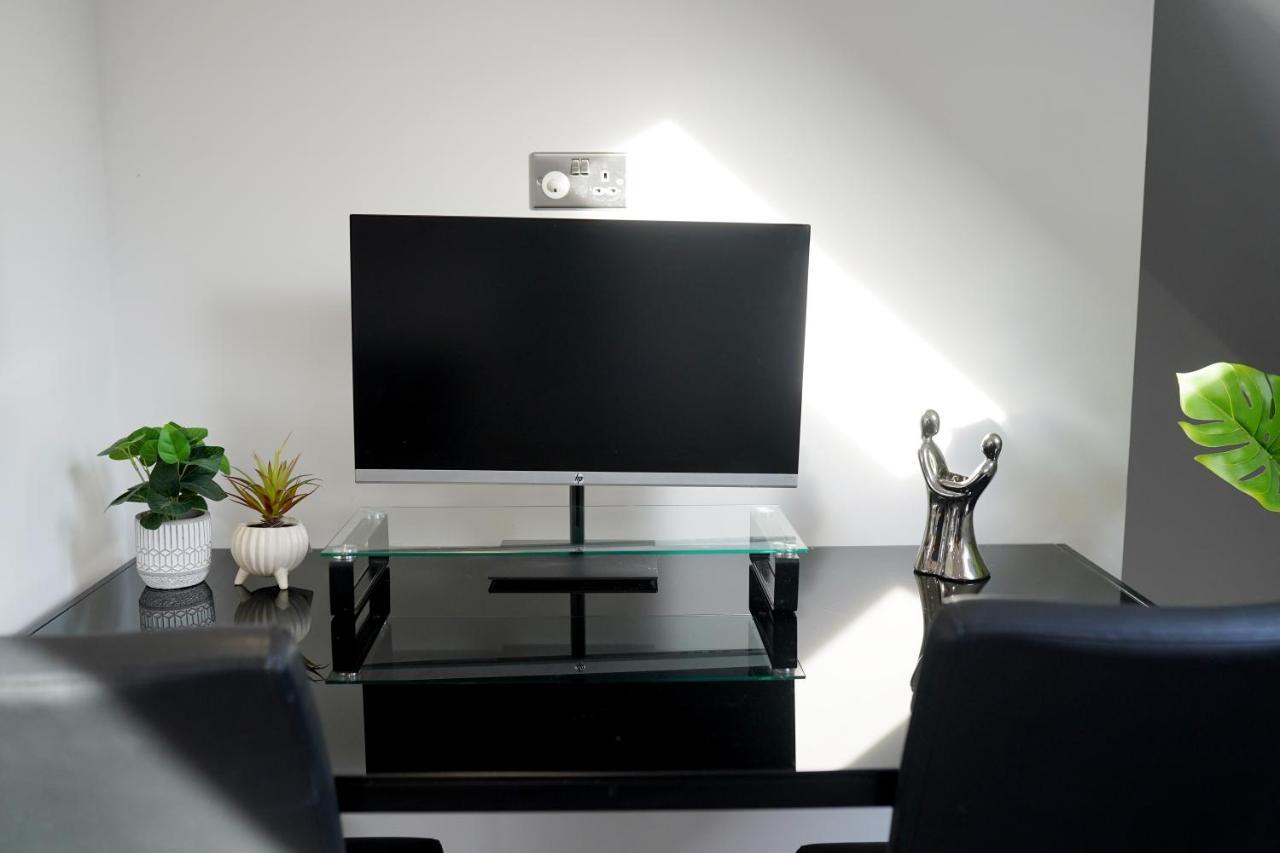 Holiday home 32gc Dreams Unlimited - Heathrow Flat W Free On-street Parking